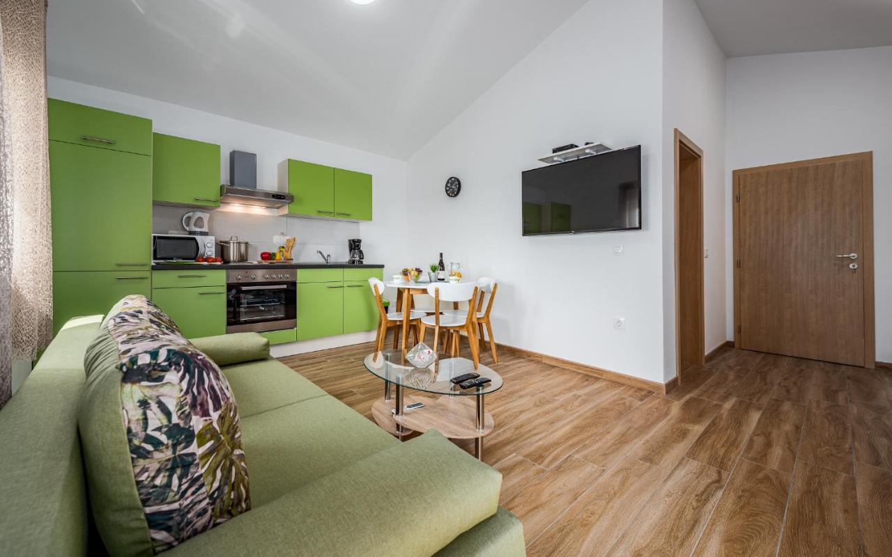 Apartments Nelle بولا المظهر الخارجي الصورة