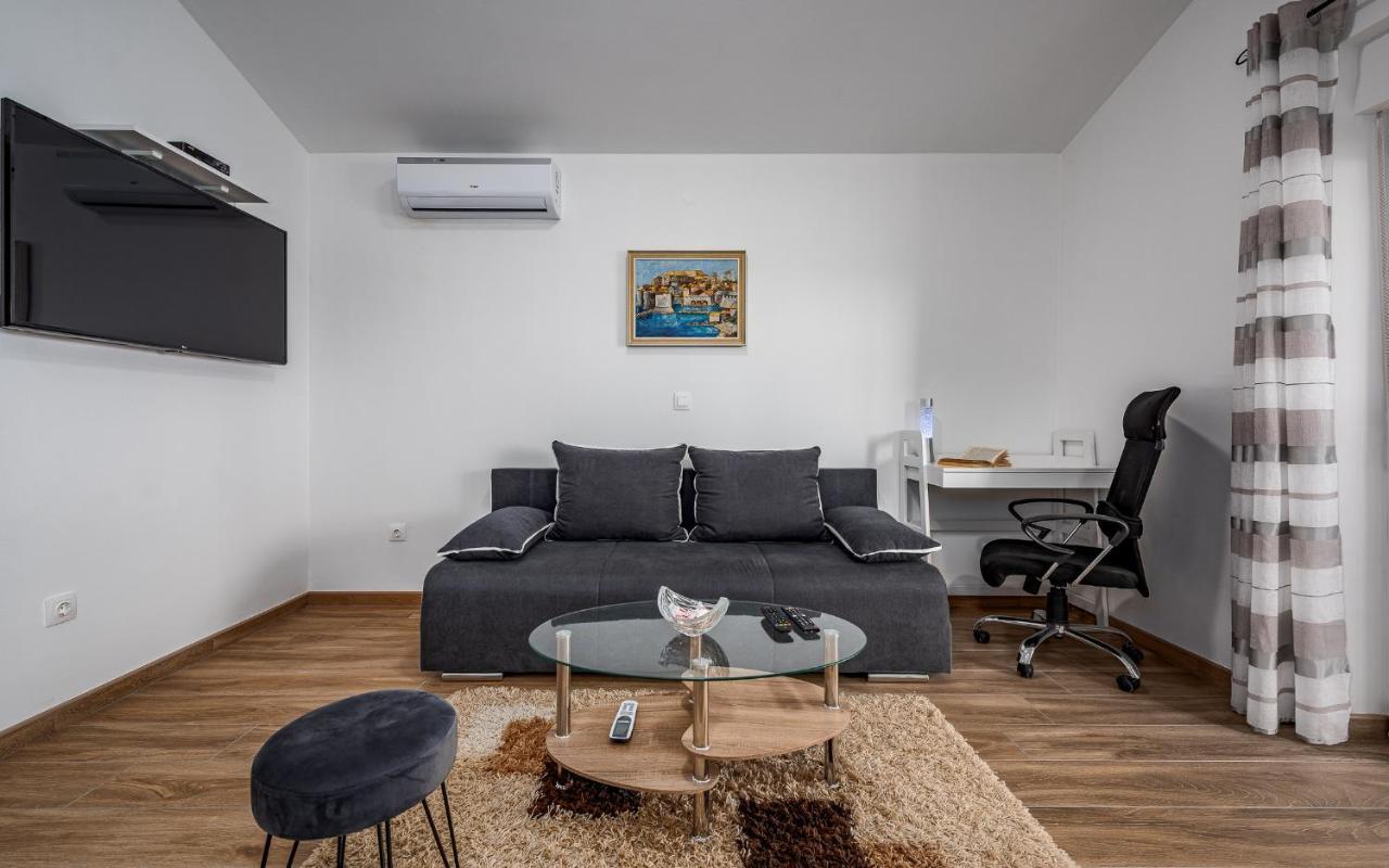 Apartments Nelle بولا المظهر الخارجي الصورة