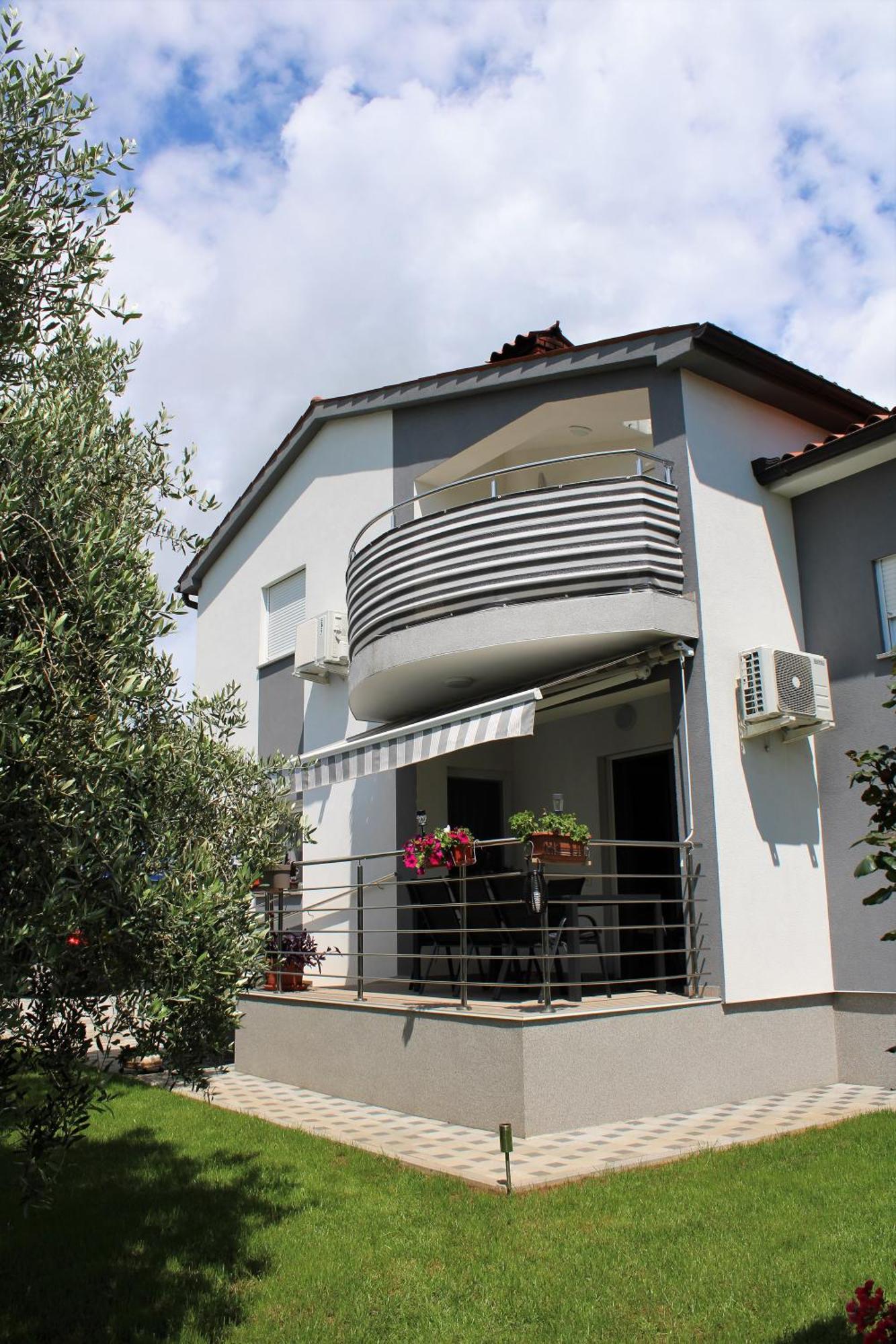 Apartments Nelle بولا المظهر الخارجي الصورة